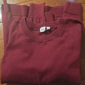 Classic red GAP sweater 100% Cotton